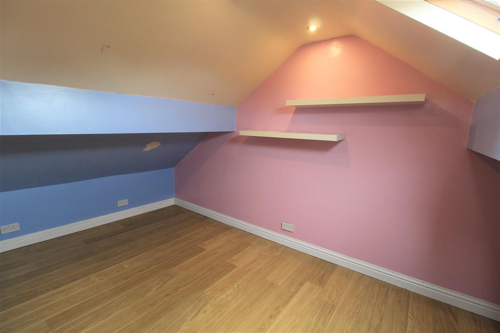Ruxley Road, Bucknall, Stoke-On-Trent
